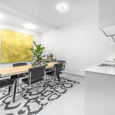 Mitte Loft On 2Floors, 150 Qaudratmeter, 2Brs, 2Bathrooms, Living Room, Dinning Room Up To 8 Ppl Berlin Exterior photo
