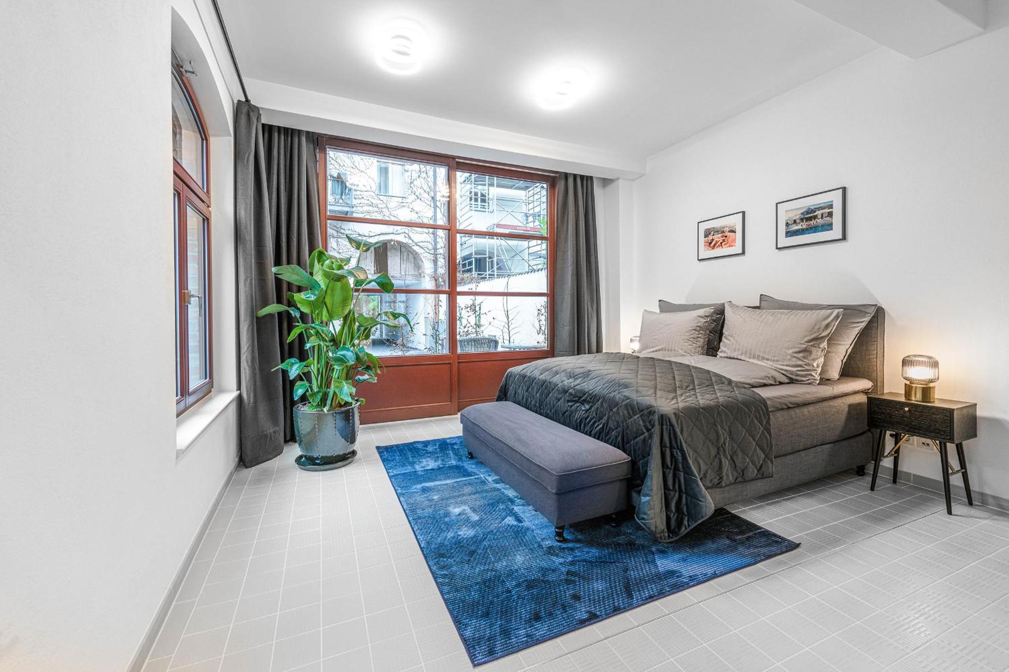 Mitte Loft On 2floors, 150 Qaudratmeter, 2brs, 2bathrooms, Living Room, Dinning Up To 8 Ppl Apartment *
