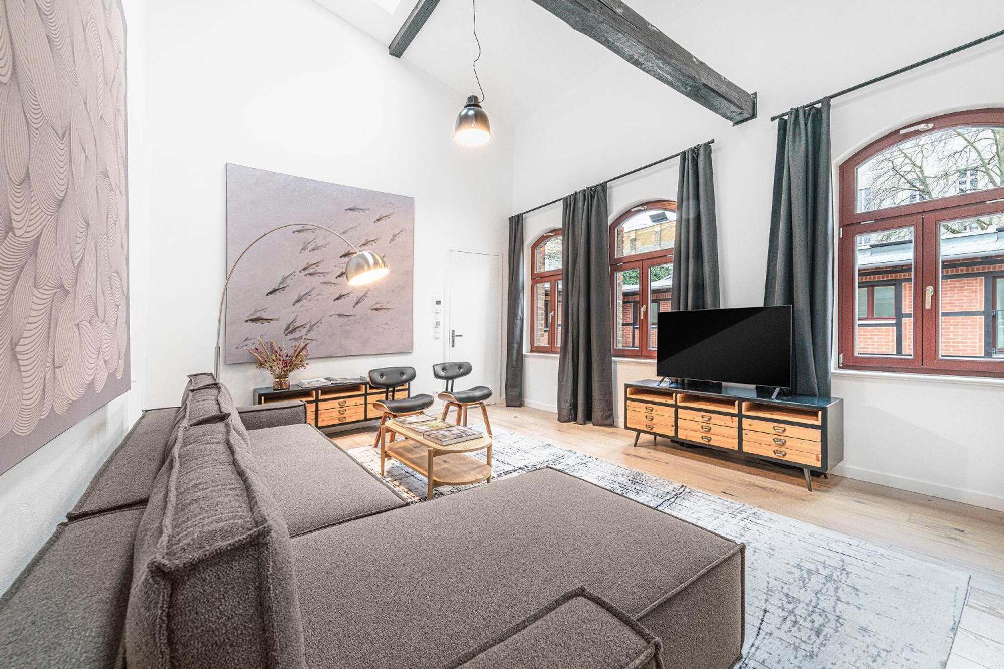Apartment Mitte Loft On 2floors, 150 Qaudratmeter, 2brs, 2bathrooms, Living Room, Dinning Up To 8 Ppl Berlin